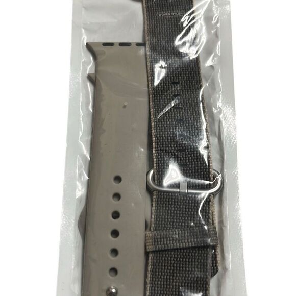 Apple Watch 42MM Replacement Bands 2 Pack Gray Silicone and Woven NEW - Picture 2 of 2